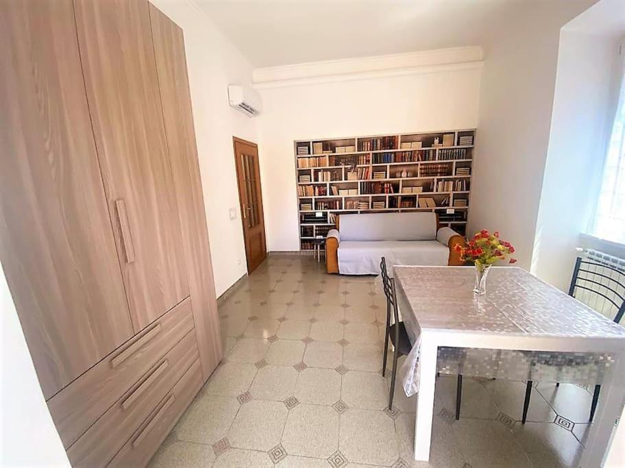 Appartement A Casa Da Annarella! à Rome Extérieur photo