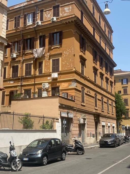 Appartement A Casa Da Annarella! à Rome Extérieur photo